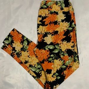 LuLaRoe Leggings - Tall & Curvy